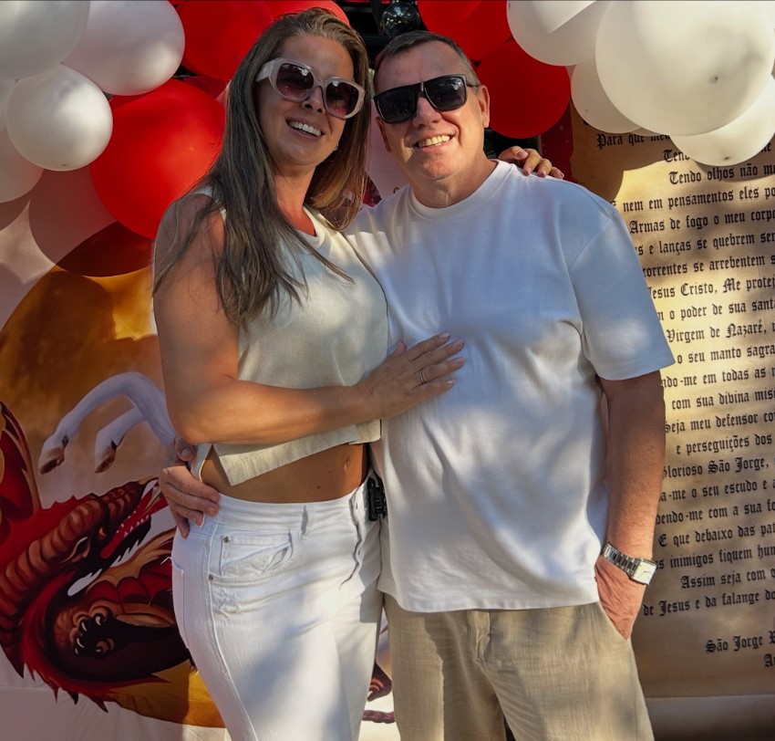 Fiore Ciambarella e Diana Ciambarella em comemoração de aniversário de casamento